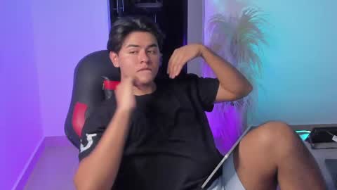 Snapshot of baby_cortesxxx chatting on 06.15.26 David Cortes online show from 06.15.26