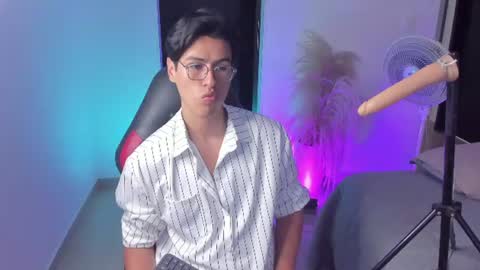 Snapshot of baby_cortesxxx chatting on 06.17.26 David Cortes online show from 06.17.26