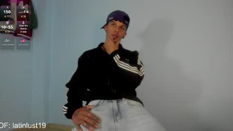 Snapshot of baby_gio chatting on 07.23.26 OF GxoXabs online show from 07.23.26