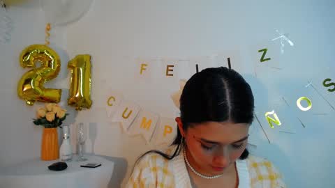 BABY HONEY online show from 01.11.25