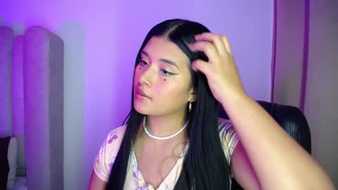 BABY HONEY online show from 02.08.25