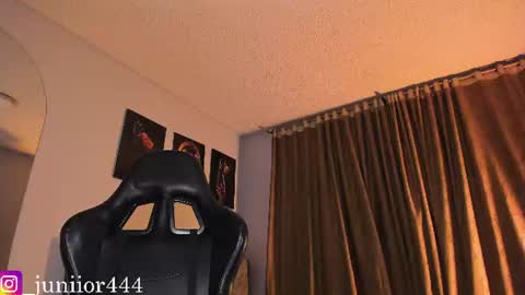 Junior       Independent Model online show from 06.29.26