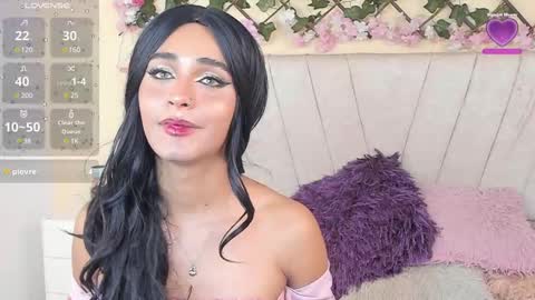 Snapshot of baby_kaliope chatting on 03.12.25 Kaliope online show from 03.12.25