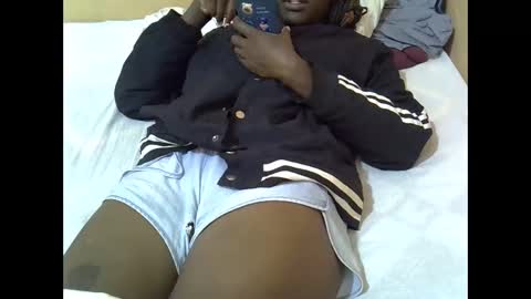 Snapshot of baby_may5 chatting on 09.27.25 baby_may5 online show from 09.27.25