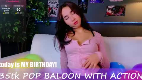 Snapshot of baby_miira chatting on 07.20.26 Mira online show from 07.20.26