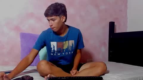 Snapshot of baby_noaht chatting on 05.06.26 baby_noaht online show from 05.06.26