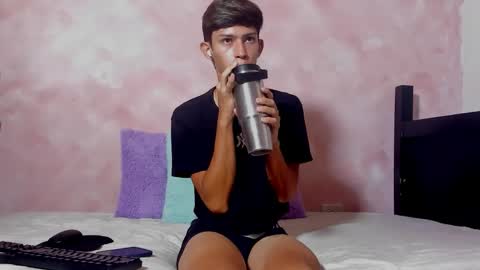 Snapshot of baby_noaht chatting on 05.23.26 baby_noaht online show from 05.23.26
