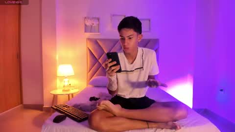 Snapshot of baby_noaht chatting on 06.09.26 baby_noaht online show from 06.09.26