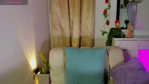 Snapshot of babyandromeda chatting on 05.10.26 online show from 05.10.26