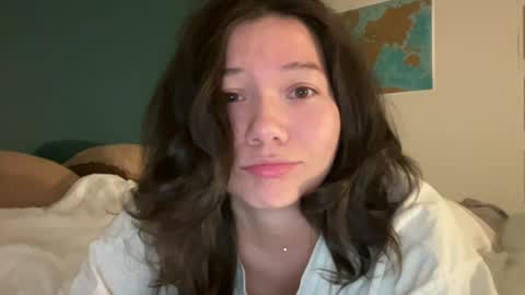 Snapshot of babybunnny chatting on 06.17.26 ava online show from 06.17.26