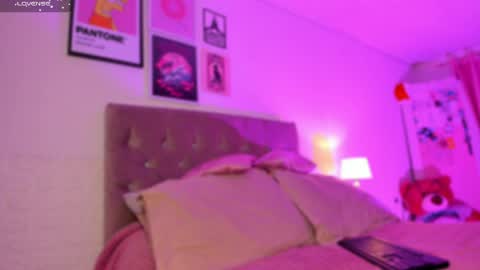 Snapshot of babychaos_ chatting on 05.17.26 Mariana online show from 05.17.26