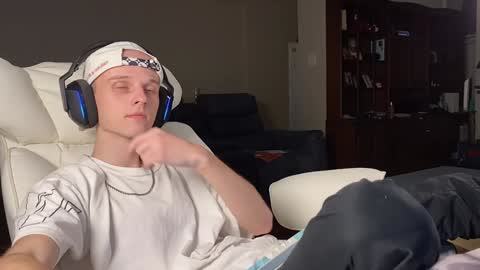 Big cock boy online show from 12.11.24