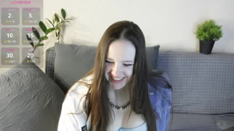 Snapshot of babyhotgirlq chatting on 04.07.26 Babyhotgirlq online show from 04.07.26