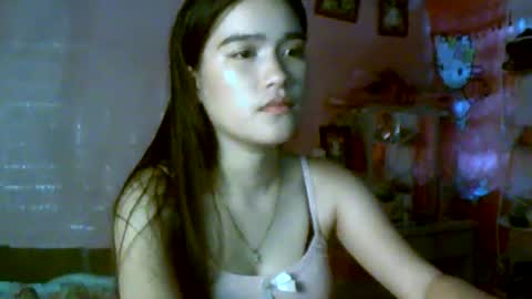 Snapshot of babypinaygirl chatting on 06.28.26 babypinaygirl online show from 06.28.26