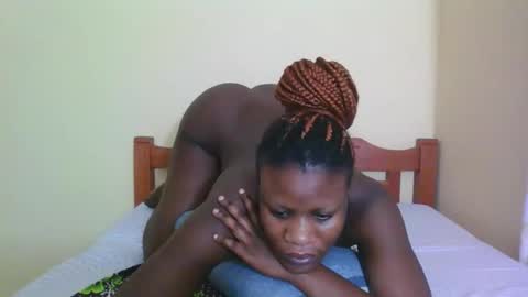 Snapshot of babyrozillah chatting on 04.30.26 PRISCILLAH online show from 04.30.26