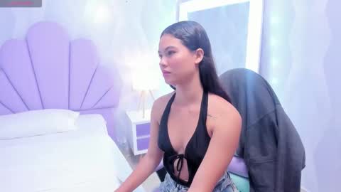 Snapshot of babysophie18_ chatting on 02.14.26 Sophie online show from 02.14.26