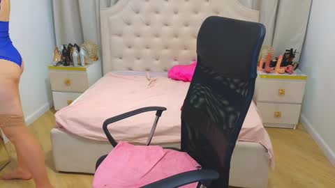 Angela online show from 02.01.25