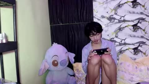 Snapshot of babytwinkxxxx chatting on 06.11.26 babytwinkxxxx online show from 06.11.26