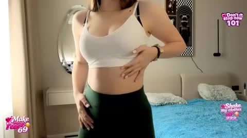 Snapshot of babyy_doll chatting on 06.18.26 JOIN FAN CLUB TO GET MY CONTENT FOR FREE online show from 06.18.26