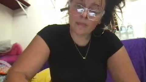Snapshot of babyyky chatting on 07.16.26 babyyky online show from 07.16.26