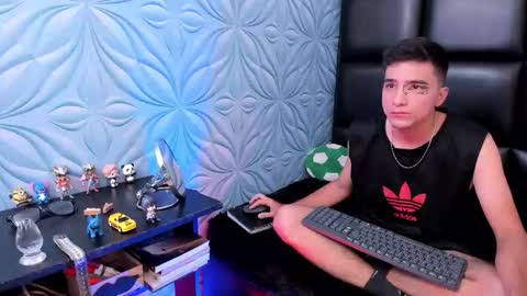 Snapshot of bad_boy_21_ chatting on 03.03.26 bad_boy_21_ online show from 03.03.26