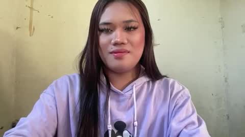 Snapshot of bad_kitty_amara chatting on 04.04.26 AMARA - FOLLOW ME AND THUMBS UP online show from 04.04.26