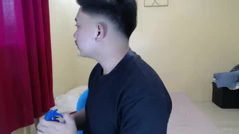 Snapshot of badboy_hanns chatting on 12.08.24 HANNS online show from 12.08.24