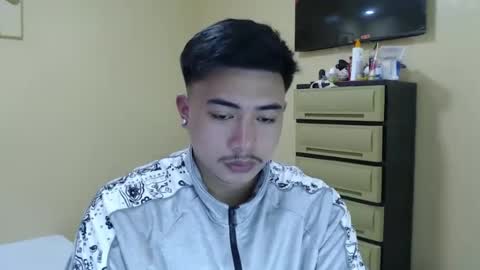 Snapshot of badboy_hanns chatting on 12.10.24 HANNS online show from 12.10.24