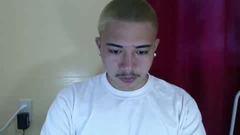 Snapshot of badboy_hanns chatting on 12.16.24 HANNS online show from 12.16.24