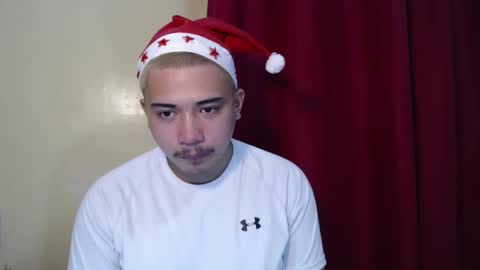 Snapshot of badboy_hanns chatting on 12.19.24 HANNS online show from 12.19.24