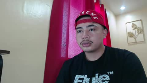 Snapshot of badboy_hanns chatting on 02.15.25 HANNS online show from 02.15.25