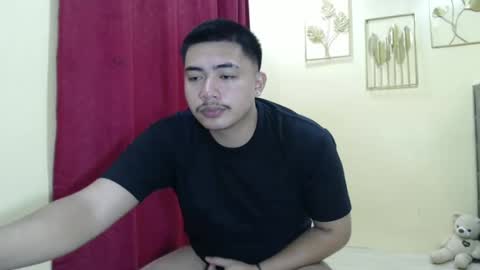 Snapshot of badboy_hanns chatting on 02.15.25 HANNS online show from 02.15.25