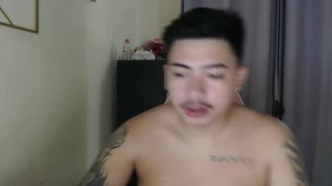 Snapshot of badboy_hanns chatting on 10.19.25 HANNS online show from 10.19.25