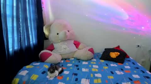 Snapshot of baddest_cat chatting on 04.28.26 baddestcat online show from 04.28.26