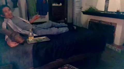 Mexican livin Off the Wall online show from 03.08.25