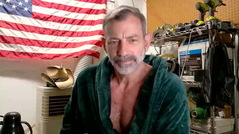 Snapshot of badnightwolf chatting on 10.10.25 Silver online show from 10.10.25
