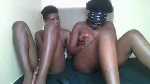 Snapshot of bads_hornies chatting on 02.11.26 bads_hornies online show from 02.11.26