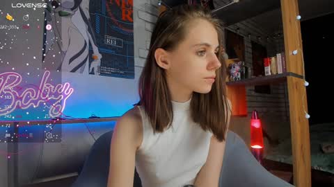 Snapshot of baenova chatting on 01.20.25 Molly links in bio online show from 01.20.25