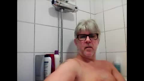 baggelina75 online show from 02.12.25