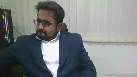 Snapshot of ballbustingslave1987nolimits chatting on 12.10.24 Ballbusting Slave online show from 12.10.24