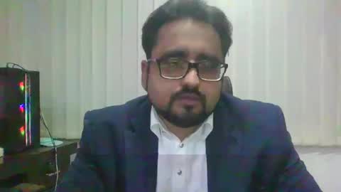 Snapshot of ballbustingslave1987nolimits chatting on 12.13.24 Ballbusting Slave online show from 12.13.24