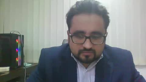 Snapshot of ballbustingslave1987nolimits chatting on 12.18.24 Ballbusting Slave online show from 12.18.24