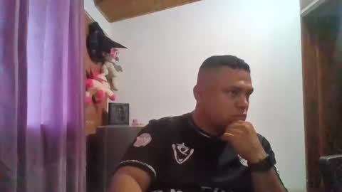 Snapshot of balomil chatting on 01.12.25 balomil online show from 01.12.25