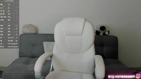 Snapshot of bam_atenea chatting on 02.28.25 Vanessa online show from 02.28.25