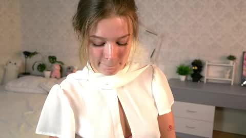 Mila online show from 06.07.26