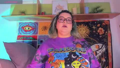 Snapshot of banana__squirt chatting on 10.12.25 Ana online show from 10.12.25