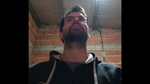 Snapshot of banana_argen_15 chatting on 03.18.26 Ezequiel online show from 03.18.26