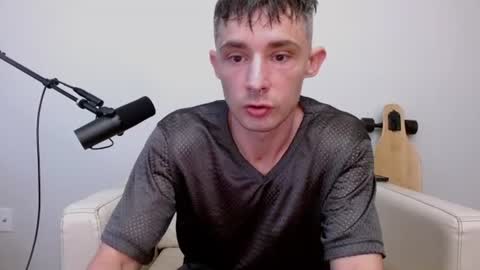 bananacurvesleft online show from 06.22.26