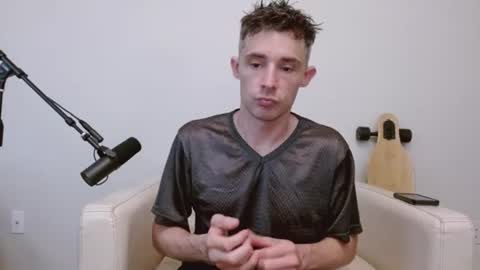 bananacurvesleft online show from 06.25.26