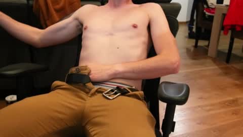 Snapshot of banzal chatting on 10.09.25 banzak online show from 10.09.25